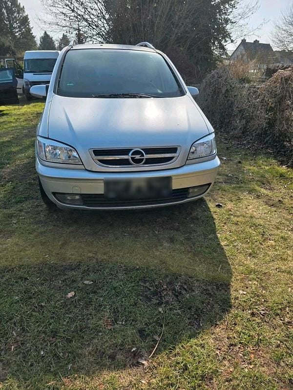 Second-hand Opel Zafira 2005 Gri Monovolum