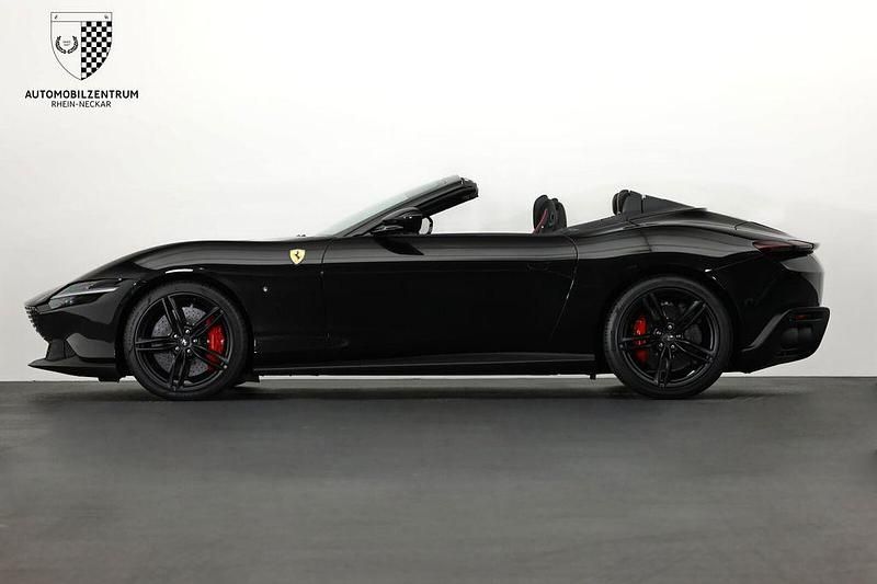 Gebraucht Ferrari Roma 620 PS (456 kW) 2024 Nero daytona Cabrio