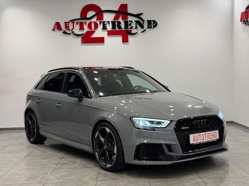 Gebraucht Audi RS3 Ambiente 400 PS (294 kW) 2020 Grau Limousine