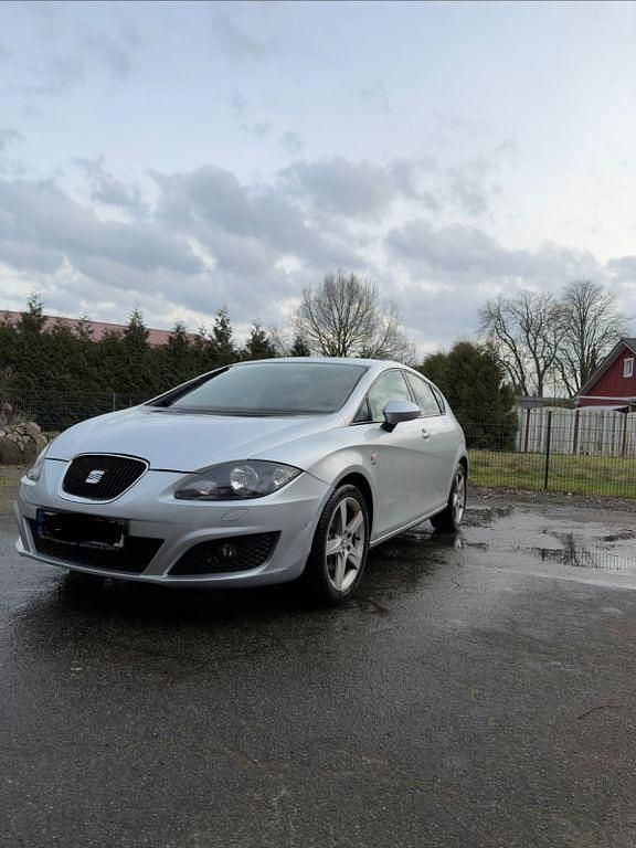 Gebraucht Seat Leon 125 PS (91 kW) 2010 Grau Kleinwagen