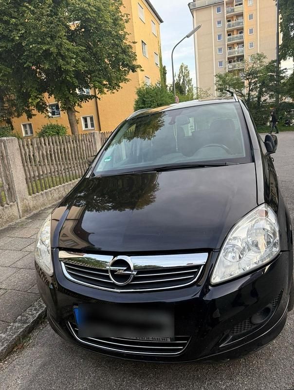 Schwarz Gebraucht 2011 Opel Zafira Van / Kleinbus | 5.200 € (Fairer Preis) - Bild 1/4