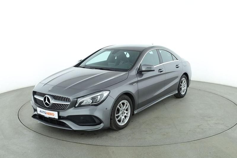 Gebraucht Mercedes CLA200 AMG line 156 PS (114 kW) 2017 Grau Limousine