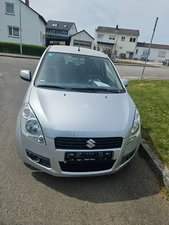 Gebraucht Suzuki Splash 86 PS (63 kW) 2009 Grau Kleinwagen
