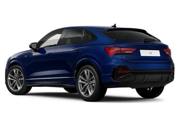 Navarrablau metallic navarrablau metallic Neu 2025 Audi Q3 Sportback S-Line SUV | 41.949 € (Guter Preis) - Bild 1/3
