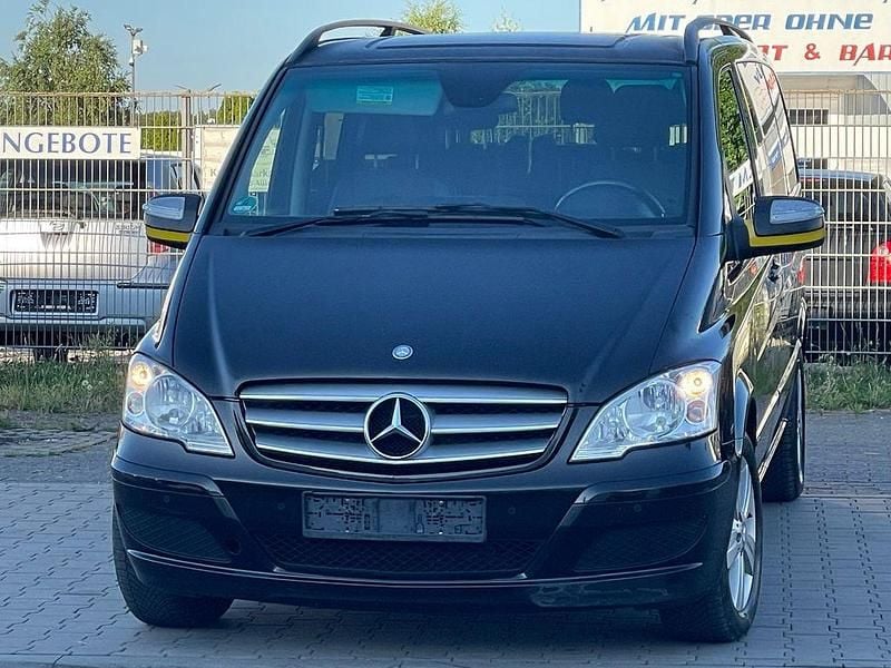 Gebraucht Mercedes Viano Avantgarde 224 PS (164 kW) 2011 Schwarz Van / Kleinbus