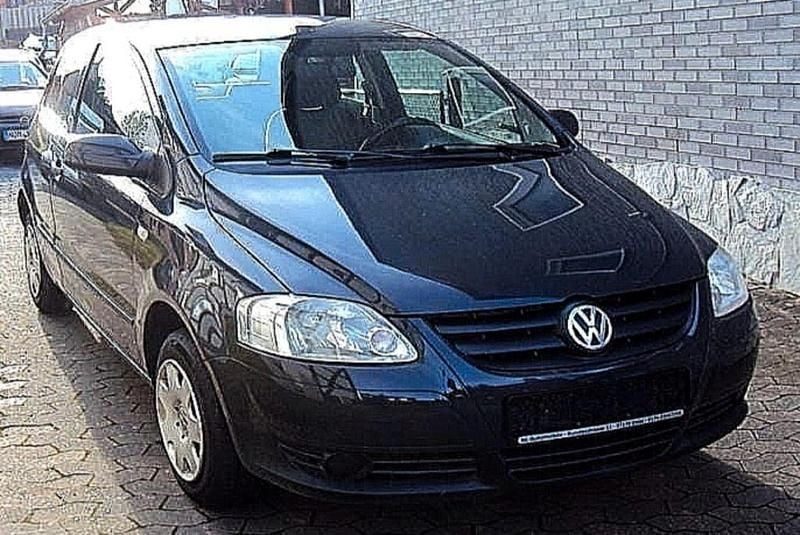 Grau Gebraucht 2007 VW Fox Kleinwagen | 1.390 € (Fairer Preis) - Bild 1/4