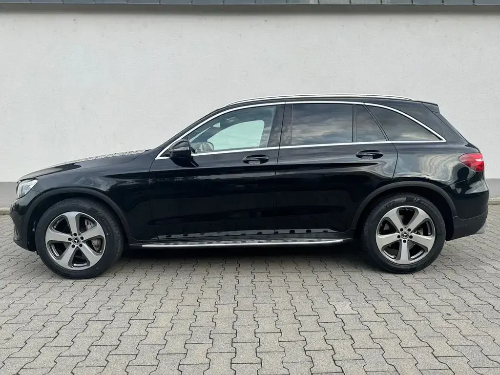Gebraucht Mercedes GLC350 258 PS (189 kW) 2017 Schwarz SUV