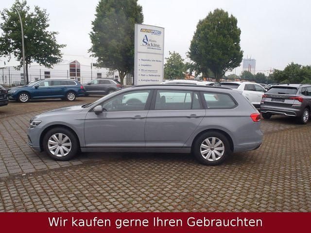 Grau Gebraucht 2022 VW Passat R Kombi | 24.979 € (Fairer Preis) - Bild 1/3