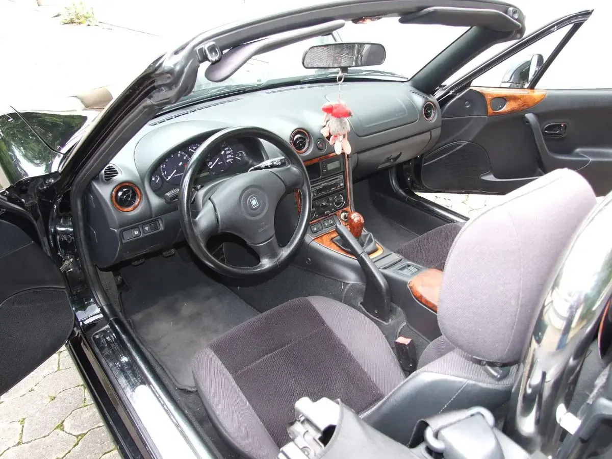 Gebraucht Mazda MX5 1998 Schwarz Cabrio