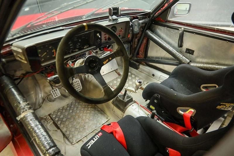 Usata Alfa Romeo 75 1990 Rosso Berlina