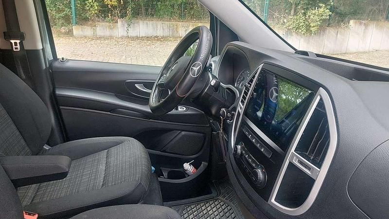 Gebraucht Mercedes Vito 163 PS (119 kW) 2019 Grau Van