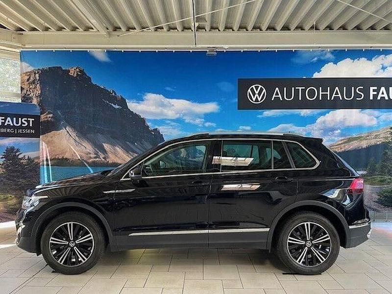 Gebraucht VW Tiguan Elegance 150 PS (110 kW) 2021 Schwarz SUV
