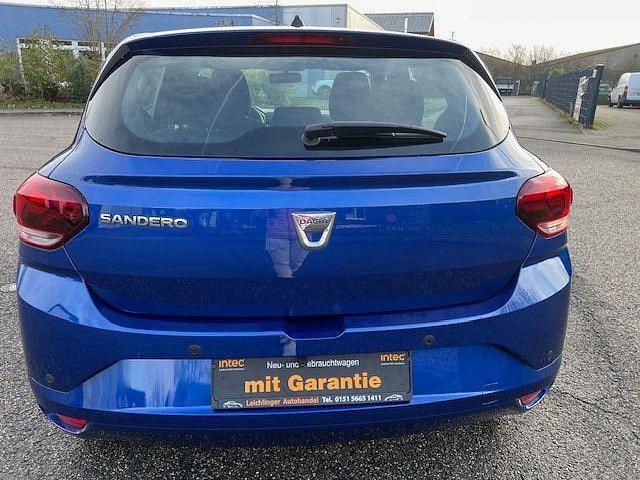 Gebraucht Dacia Sandero Essentiel 67 PS (49 kW) 2021 Blau Limousine