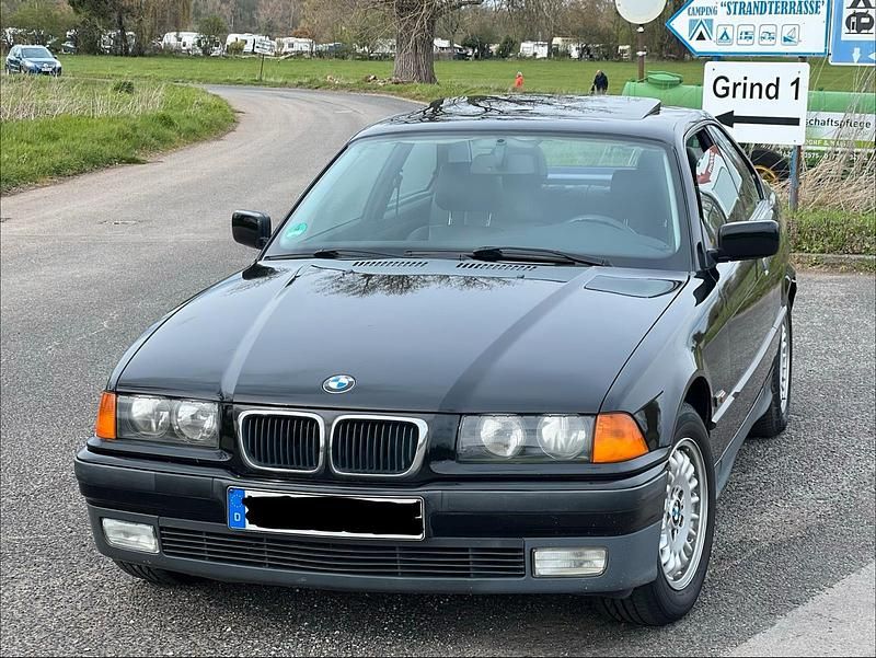 Gebraucht BMW 323 170 PS (125 kW) 1996 Schwarz Coupé