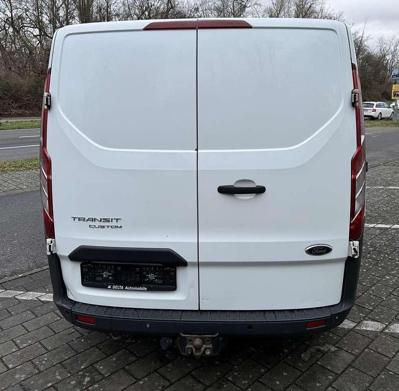 Gebraucht Ford Transit Custom 105 PS (77 kW) 2016 Frostweiß Van / Kleinbus
