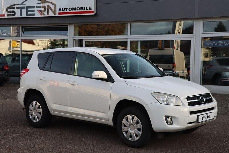 Super white Gebraucht 2009 Toyota RAV4 Sol SUV | 6.290 € (Superpreis) - Bild 1/4
