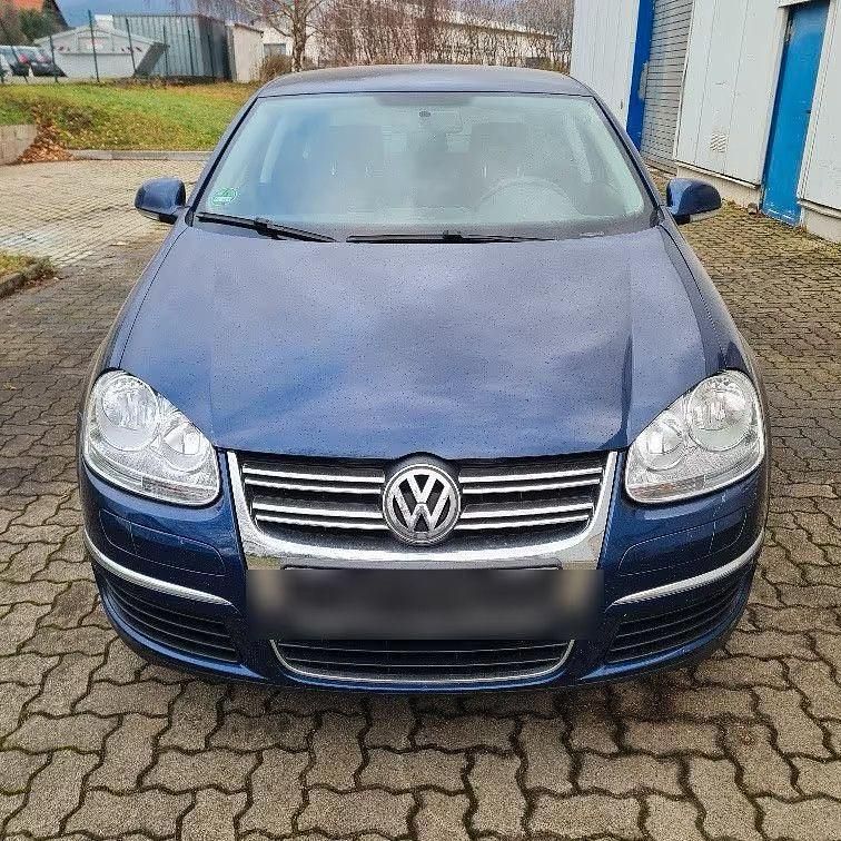 Blau Gebraucht 2006 VW Jetta Comfortline Limousine | 1.999 € (Guter Preis) - Bild 1/4