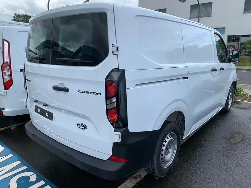 Gebraucht Ford Transit Custom Basis 136 PS (100 kW) 2024 Frozen white weiß