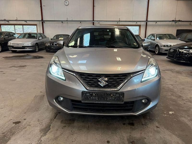 Gebraucht Suzuki Baleno Exclusive 90 PS (66 kW) 2017 Grau Kleinwagen