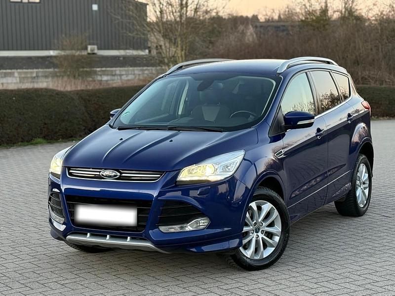 Gebraucht Ford Kuga Titanium 163 PS (119 kW) 2014 Blau SUV