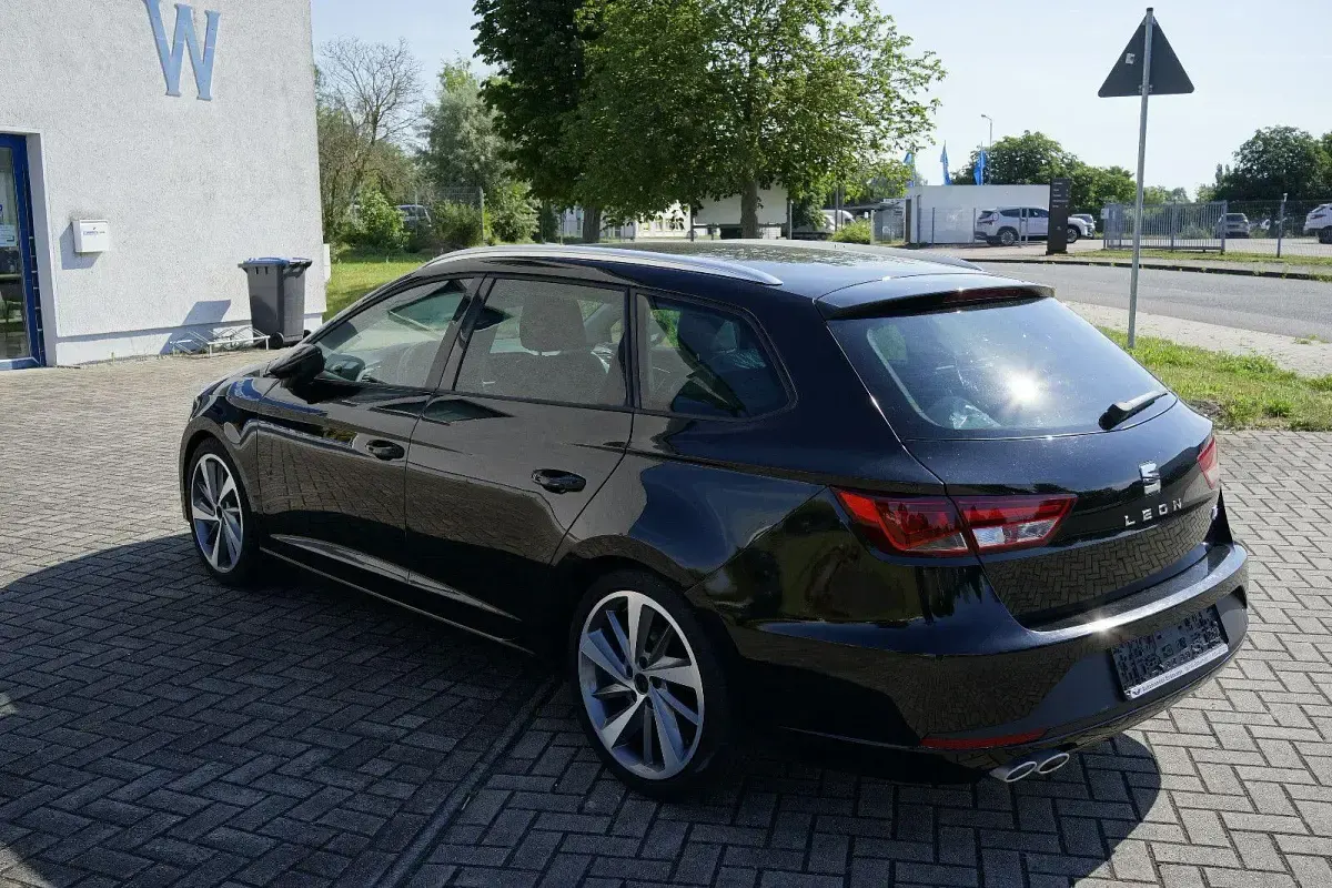 Gebraucht Seat Leon ST FR 184 PS (135 kW) 2015 Schwarz Kombi