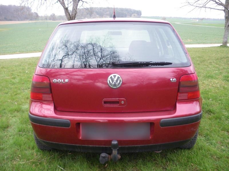 Gebraucht VW Golf IV 101 PS (74 kW) 1999 Rot Kleinwagen