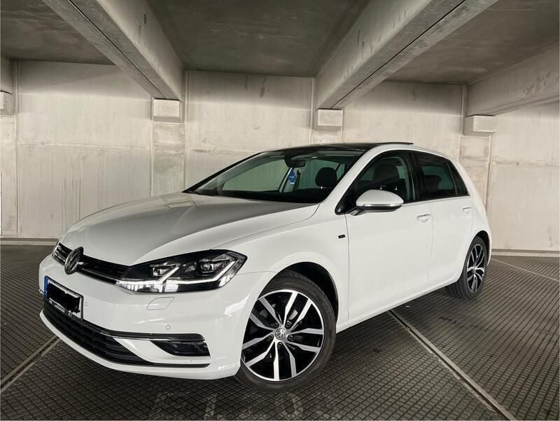 Weiß Gebraucht 2018 VW Golf VII Join Kleinwagen | 16.600 € (Guter Preis) - Bild 1/4