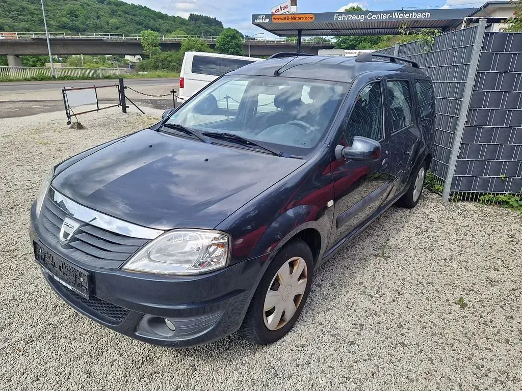 Gebraucht Dacia Logan MCV Lauréate 84 PS (61 kW) 2011 Grau Kombi