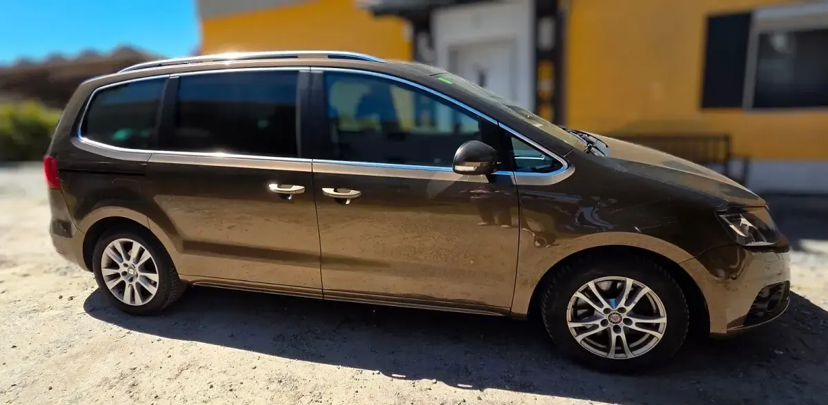 Gebraucht Seat Alhambra Ecomotive 140 PS (102 kW) 2011 Braun Van / Kleinbus