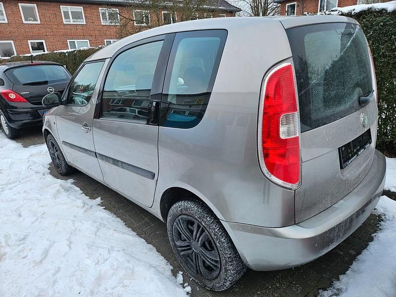 Gebraucht Skoda Roomster Style 80 PS (58 kW) 2008 Grau Van / Kleinbus