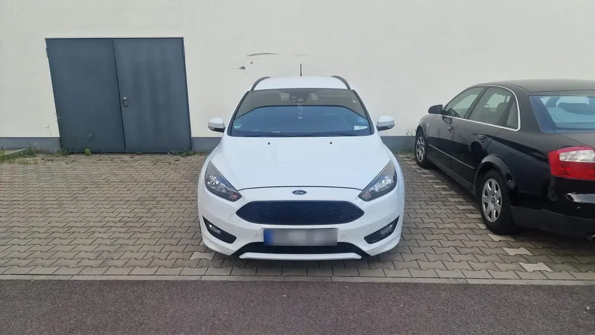 Gebraucht Ford Focus 140 PS (102 kW) 2018 Weiß Kombi