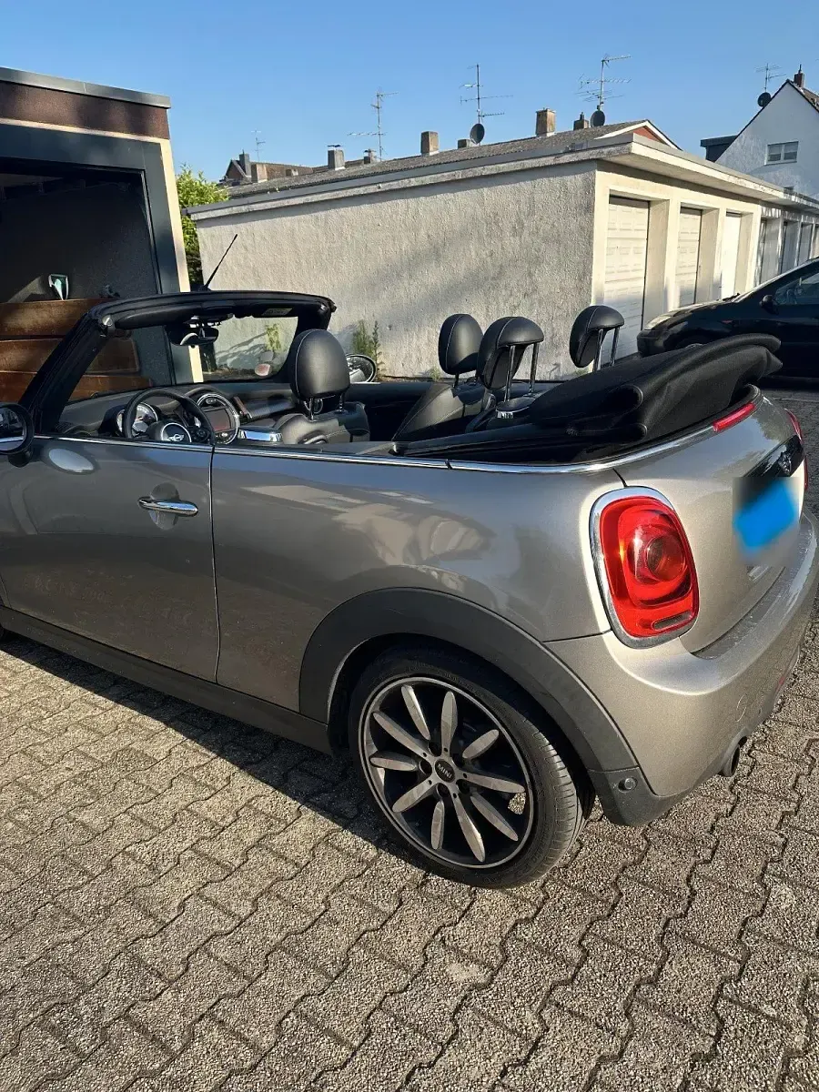 Gebraucht Mini Cooper Cabriolet 136 PS (100 kW) 2017 Silber Cabrio