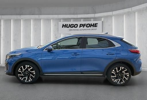 Neu Kia XCeed Spirit 140 PS (102 kW) 2025 Blue flame metallic SUV