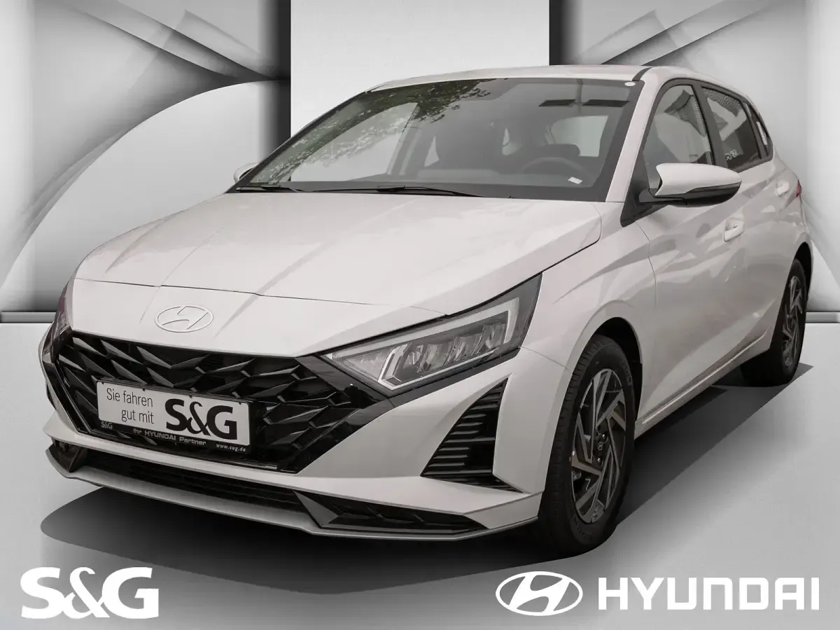 Gebraucht Hyundai i20 Trend 101 PS (74 kW) 2025 Kleinwagen