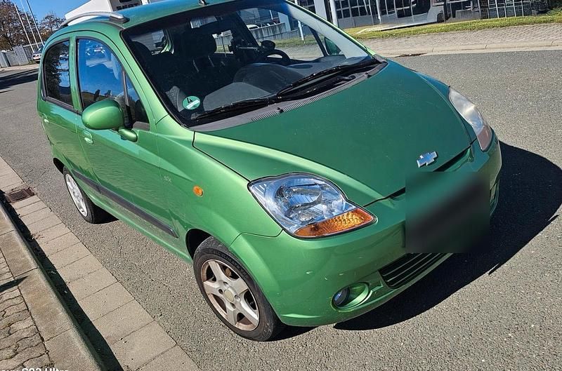 Gebraucht Chevrolet Matiz 66 PS (48 kW) 2009 Grün Kleinwagen