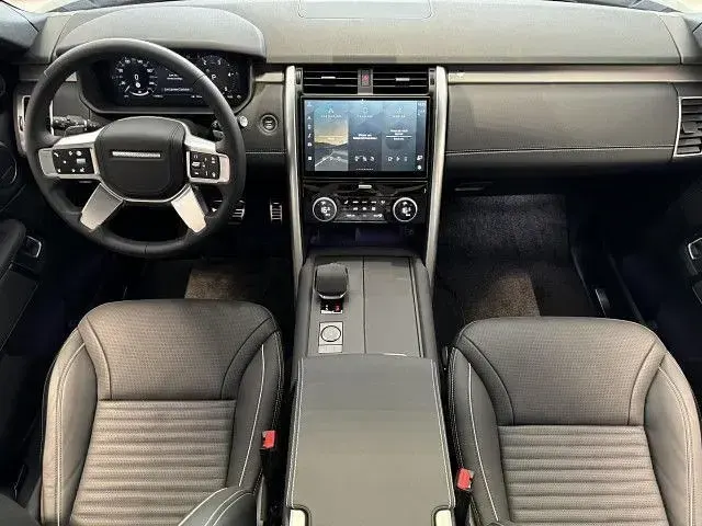 Gebraucht Land Rover Discovery HSE Dynamic 300 PS (220 kW) 2024 Schwarz SUV