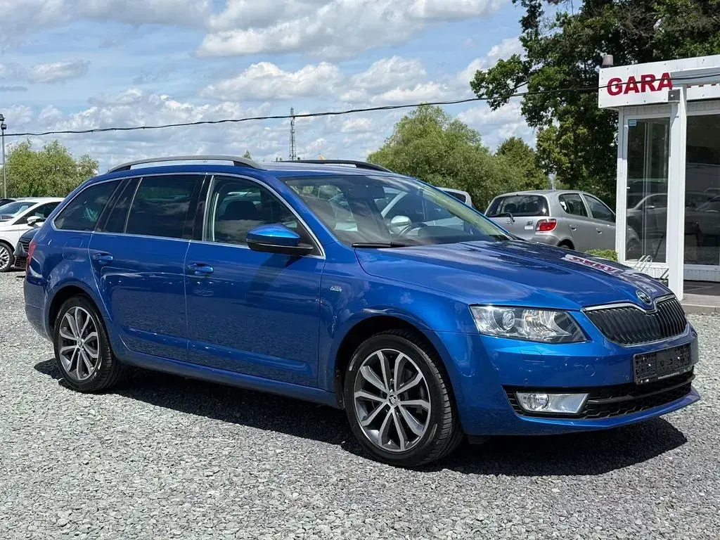 Gebraucht Skoda Octavia 150 PS (110 kW) 2016 Blau Kombi