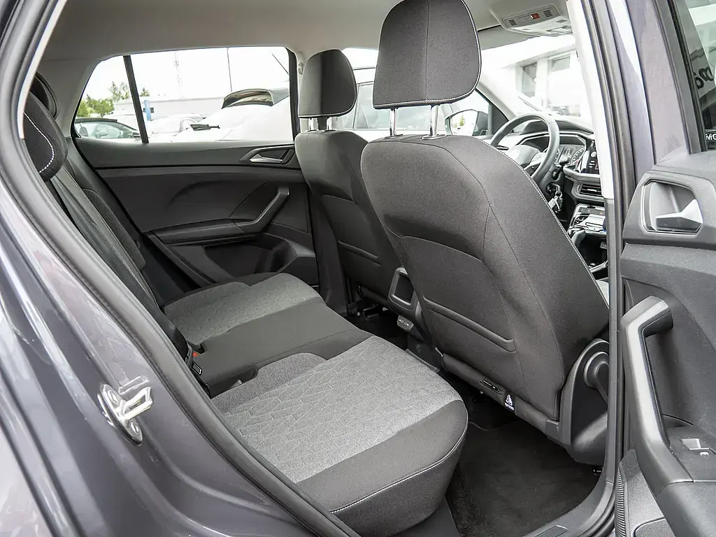 Gebraucht VW T-Cross Move 110 PS (80 kW) 2023 Grau SUV