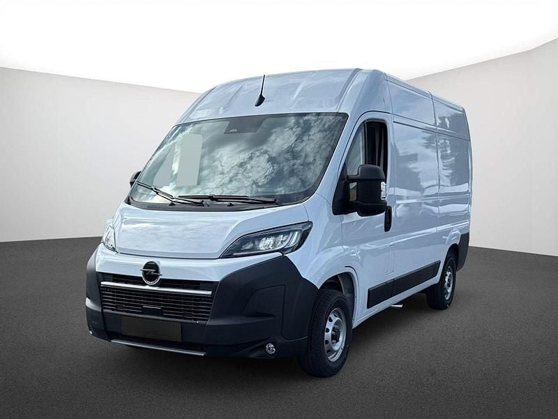 Cassablanca weiss Gebraucht 2025 Opel Movano Van | 24.782 € - Bild 1/4