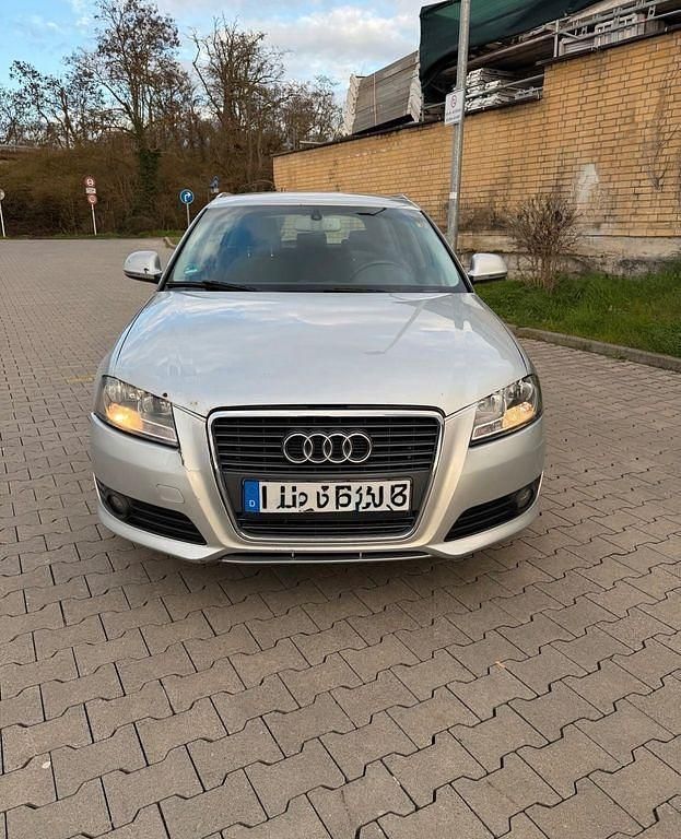 Gebraucht Audi A3 Ambiente 125 PS (91 kW) 2008 Silber Kleinwagen