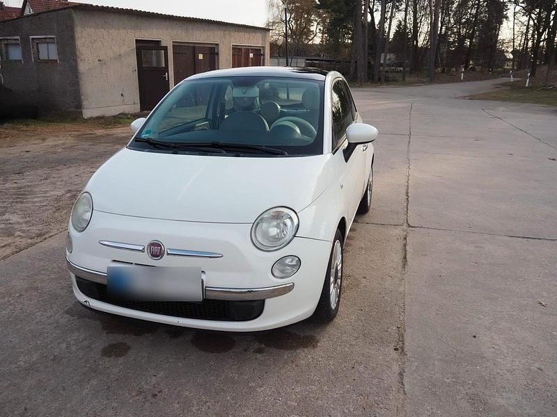 Gebraucht Fiat 500 69 PS (50 kW) 2010 Weiß Kleinwagen