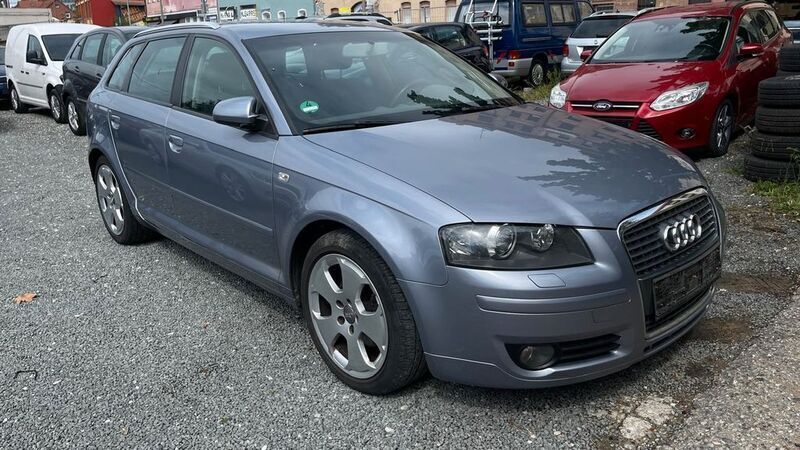 Silber Gebraucht 2007 Audi A3 Sportback Ambition Limousine | 1.990 € (Fairer Preis) - Bild 1/4