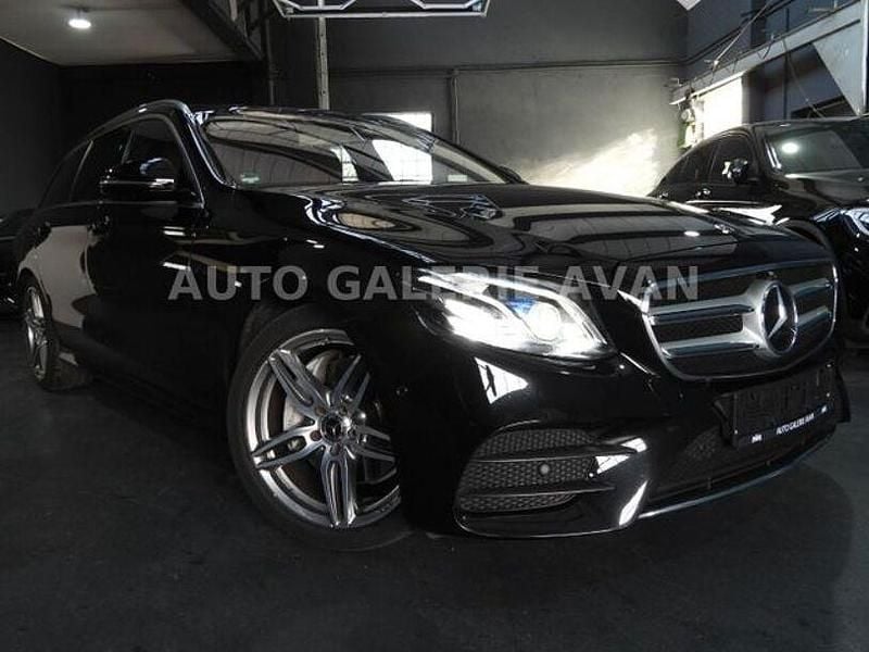 Gebraucht Mercedes E220 AMG line 194 PS (142 kW) 2017 Schwarz Limousine