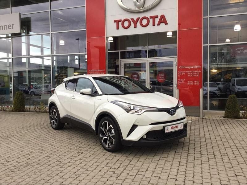 Weiß Gebraucht 2019 Toyota C-HR Team SUV | 17.890 € (Guter Preis) - Bild 1/4