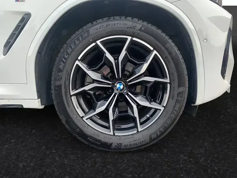 Używany BMW X4 Efficient Dynamics 190 KM (139 kW) 2024 Biały SUV