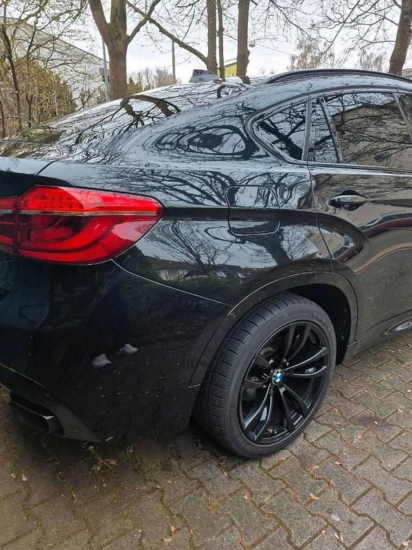 Gebraucht BMW X6 M50 381 PS (280 kW) 2017 Schwarz SUV