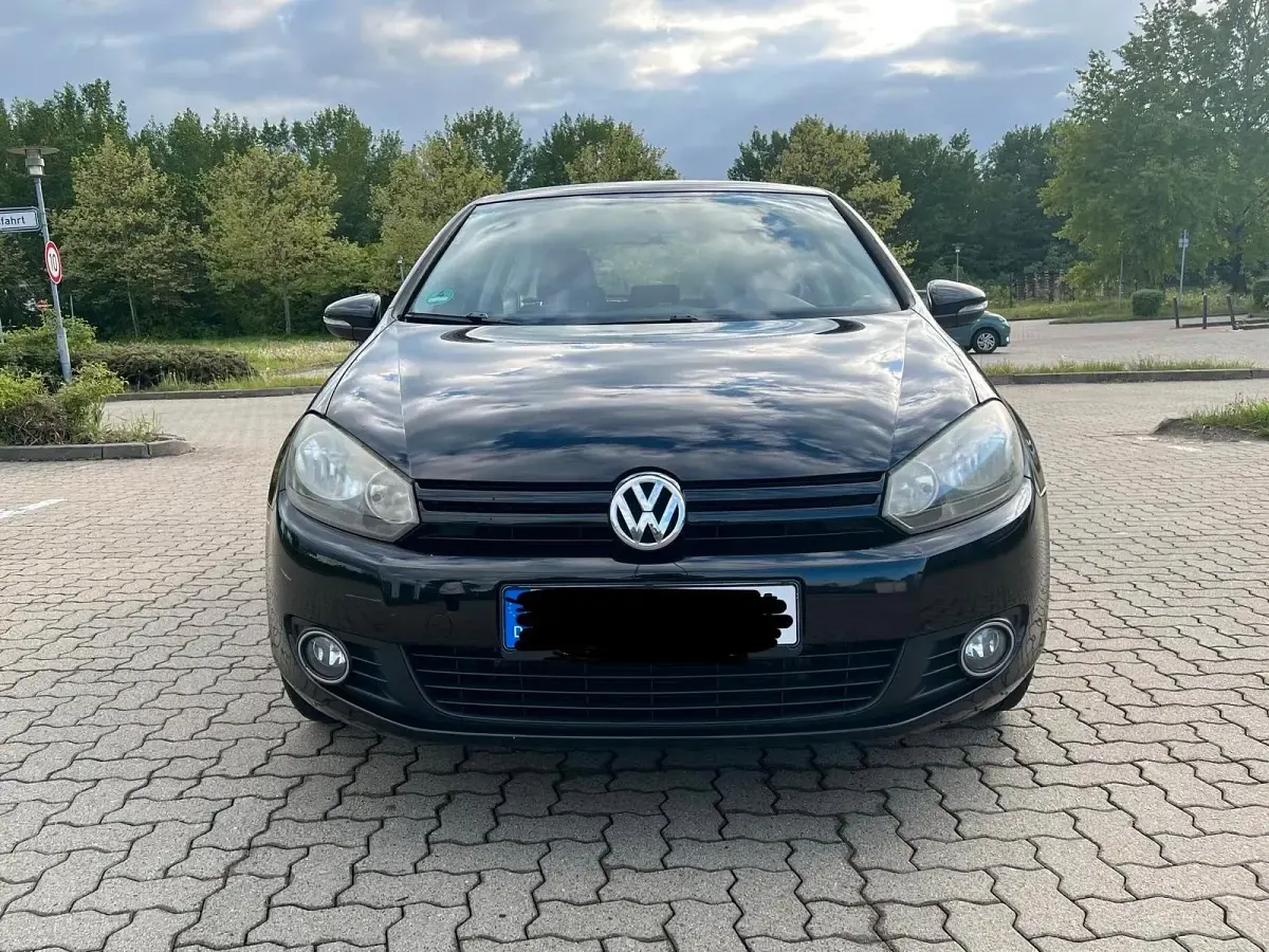 Second-hand VW Golf VI 80 CP (58 kW) 2009 Negru Hatchback