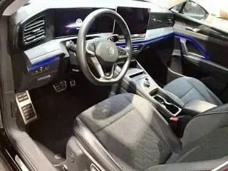 Gebraucht VW Tiguan Goal 150 PS (110 kW) 2025 Schwarz SUV
