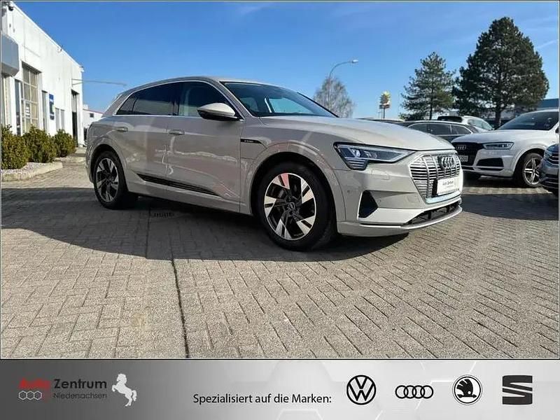 Używany Audi e-tron Advanced Plus 230 kW (313 KM) 2021 Beżowy SUV