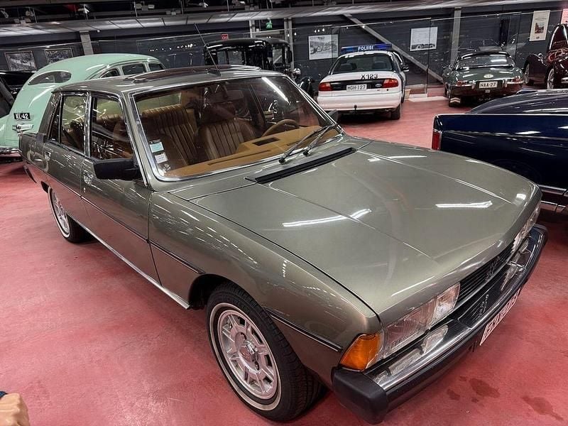 Grün Gebraucht 1981 Peugeot 604 Limousine | 16.900 € - Bild 1/4